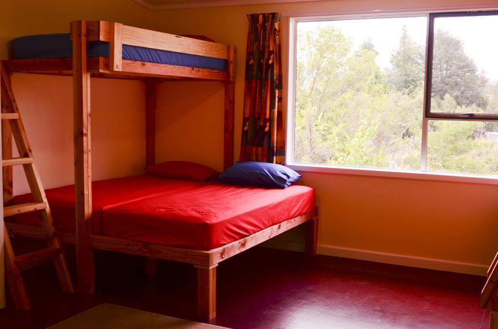 Riverside Sojourn Motel Motueka Room photo